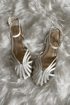 Charlotte | Platta smyckesinspirerade sandaler