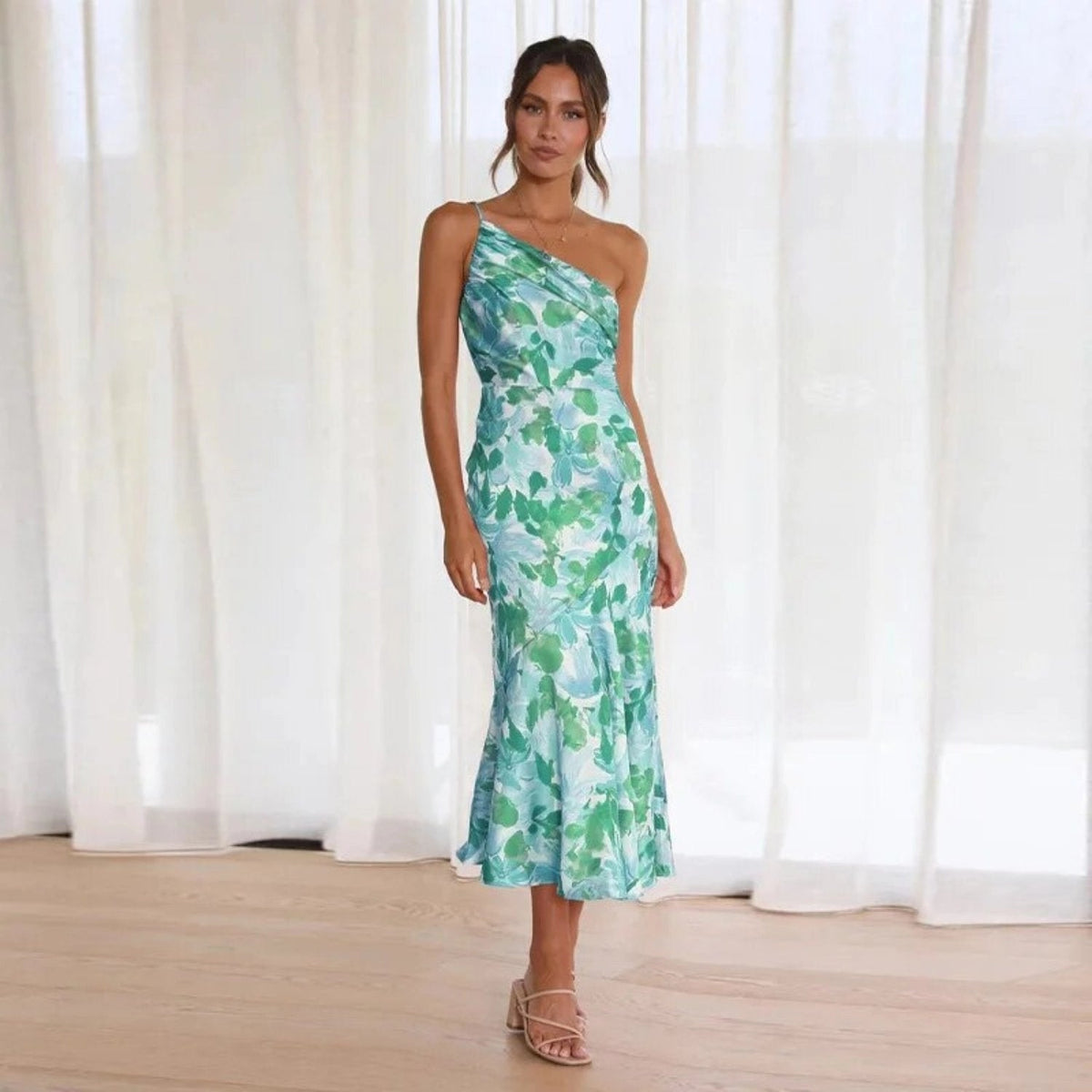 Hailey – Sommarmaxiklänning Med Asymmetrisk Skärning Och Blommönster För Dam