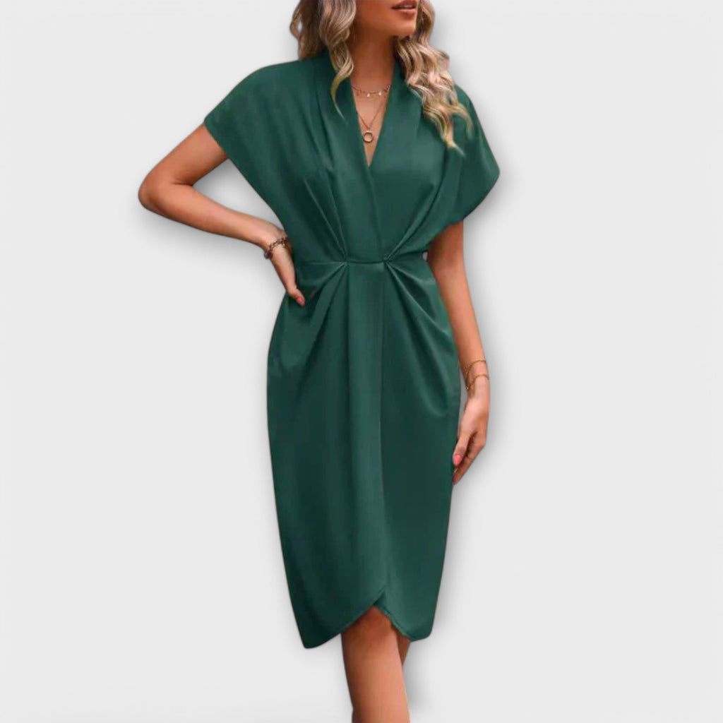 Serena – draperad midiklänning