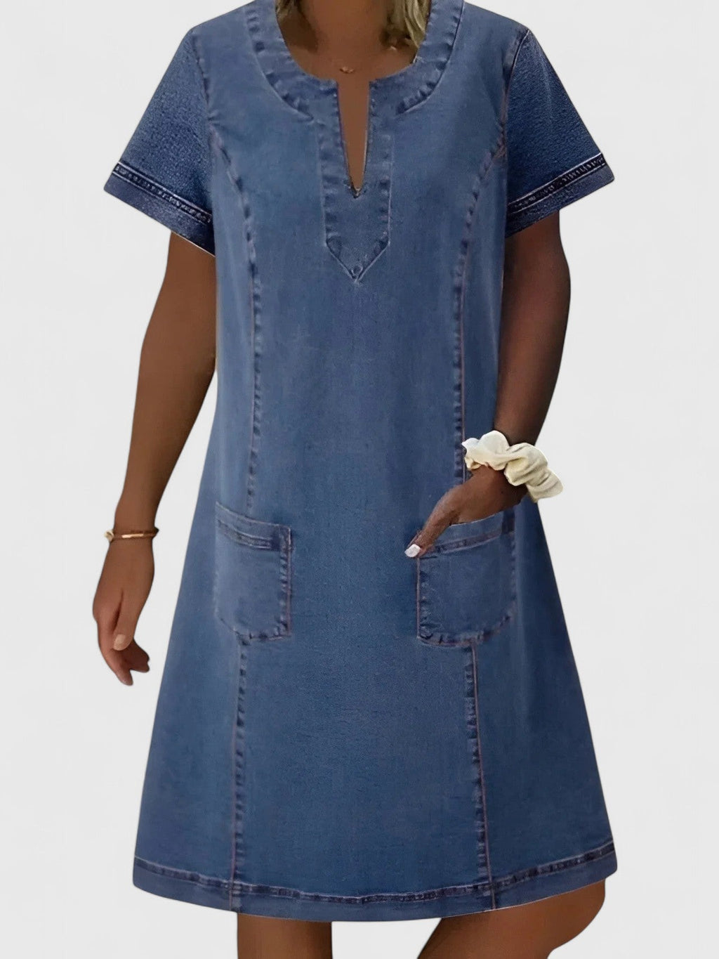 Christine – Elegant Denim Klänning