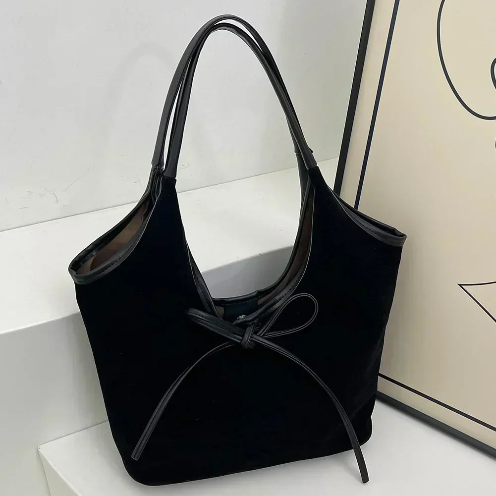 Hélène | Elegant väska med rosettdetalj
