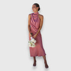 Zenaida – elegant klänning med feminin känsla